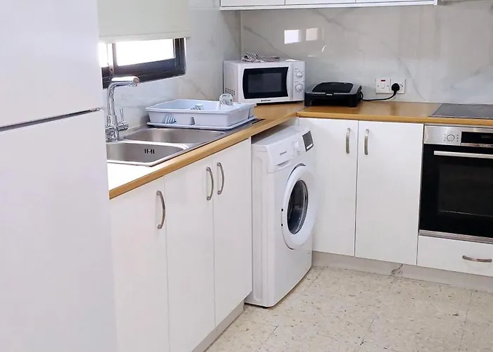 Modern 2bd Near Mall- Internet 1gbps アパート