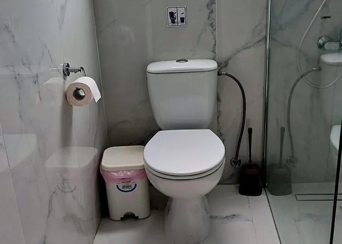 Modern 2bd Near Mall- Internet 1gbps アパート