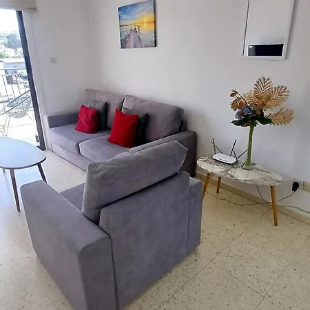 Modern 2bd Near Mall- Internet 1gbps Apartment