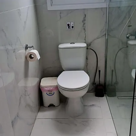 Modern 2bd Near Mall- Internet 1gbps Appartement