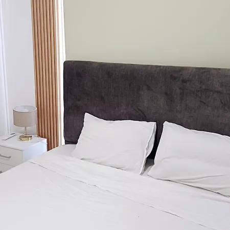 Appartement Modern 2bd Near Mall- Internet 1gbps *