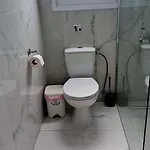 Modern 2bd Near Mall- Internet 1gbps 아파트